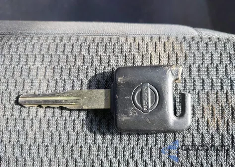 2004 Nissan Frontier Desert Runner Xe-V6 z USA, uszkodzony, nr VIN 1N6ED26T44C437671